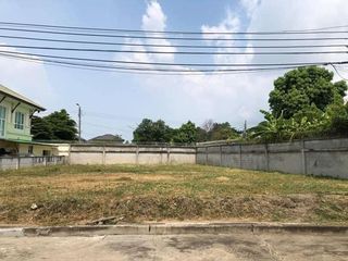 ขายที่ดินหมู่บ้านอนันดา สปอร์ตไลฟ์ กิ่งแก้ว ในโครงการสนาม