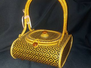 265 กระเป๋าหวายสานลายขิด, กระเป๋าหวายสาน